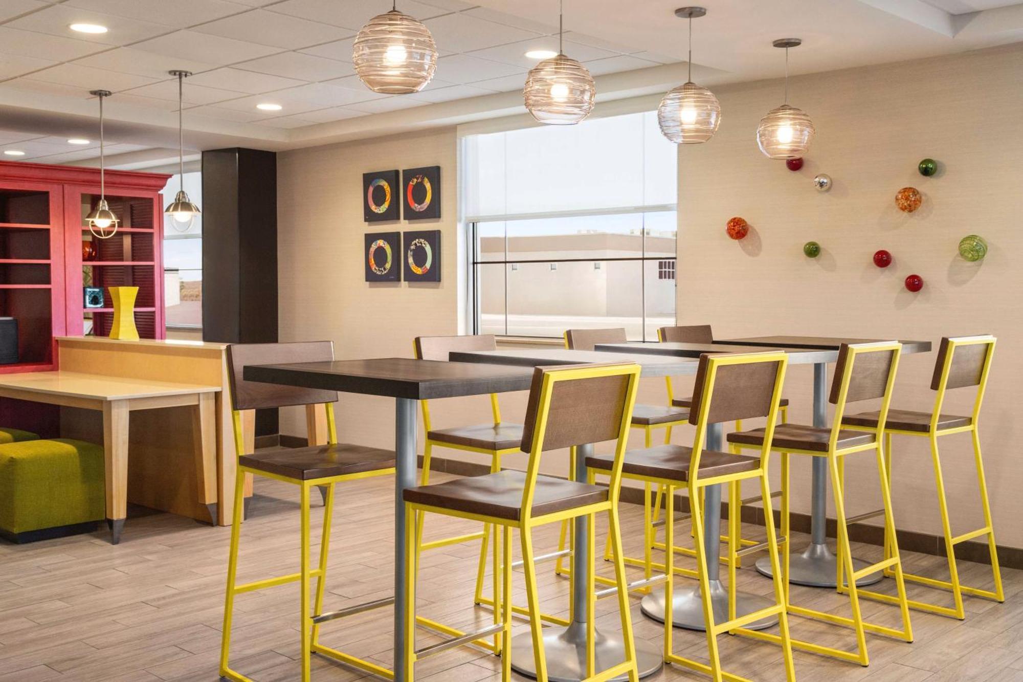 Home2 Suites By Hilton Albuquerque Downtown/University Exteriör bild