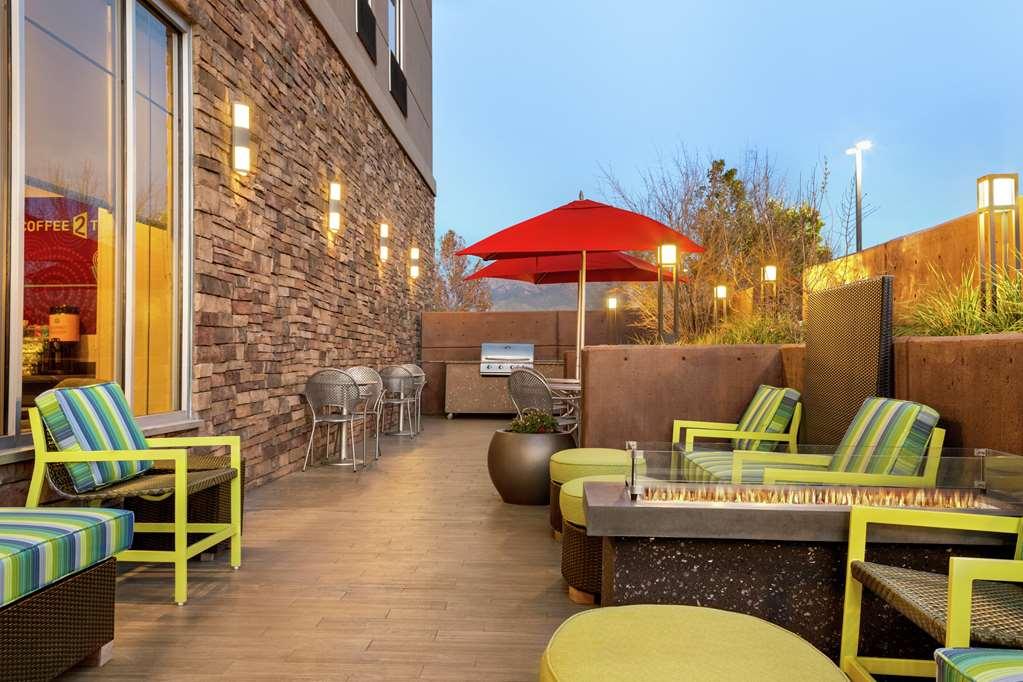 Home2 Suites By Hilton Albuquerque Downtown/University Exteriör bild